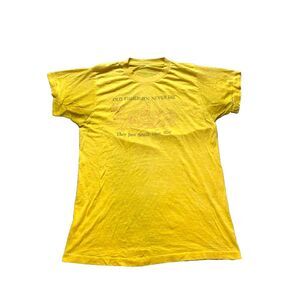 VTG Old Fishermen Never Die Shirt Adult Small Yellow Single Stitch Fishing‎ 70s